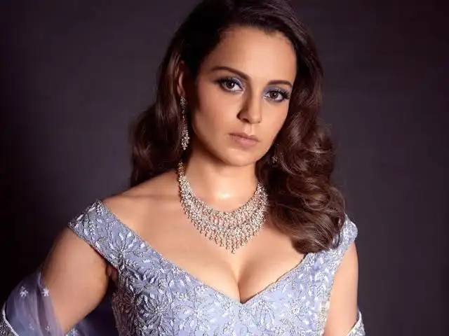 Kangana arrest warrant